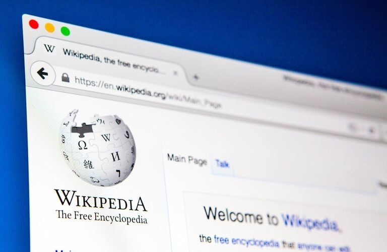 Wikipedia dataset scraping AI